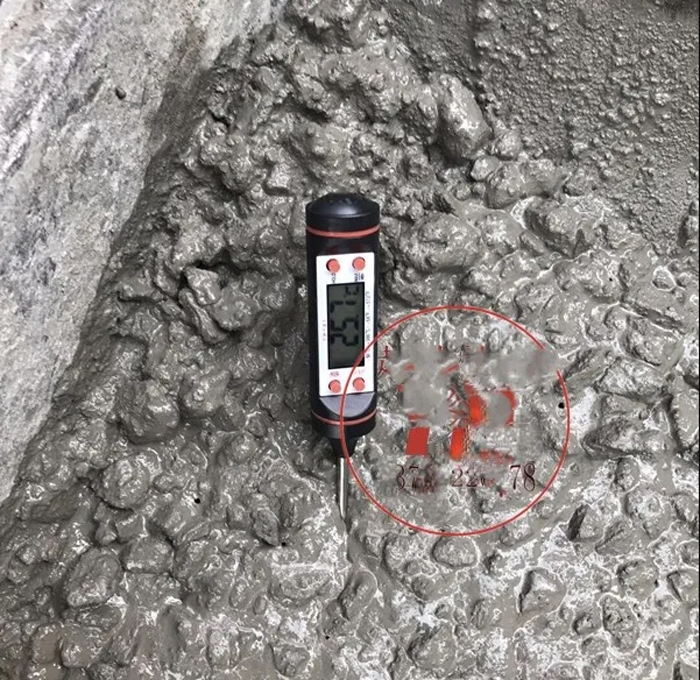 為什么不能隨意加水的混凝土，可以加冰呢？